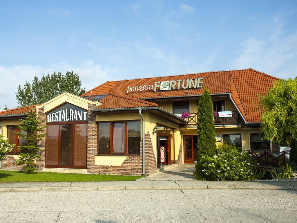 Penzion Fortune Dunajská Streda Dış mekan fotoğraf